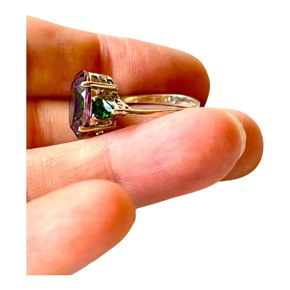 8 ct Mystic Topaz with side 1 ct Diopside stones with glimmer! Size 8. OOAK! - Picture 11 of 15